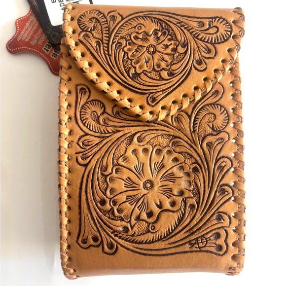 American Darling Cellphone Holder/Crossbody Purse - Picture 7 of 8
